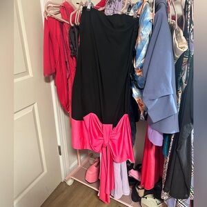 strapless dress with bow